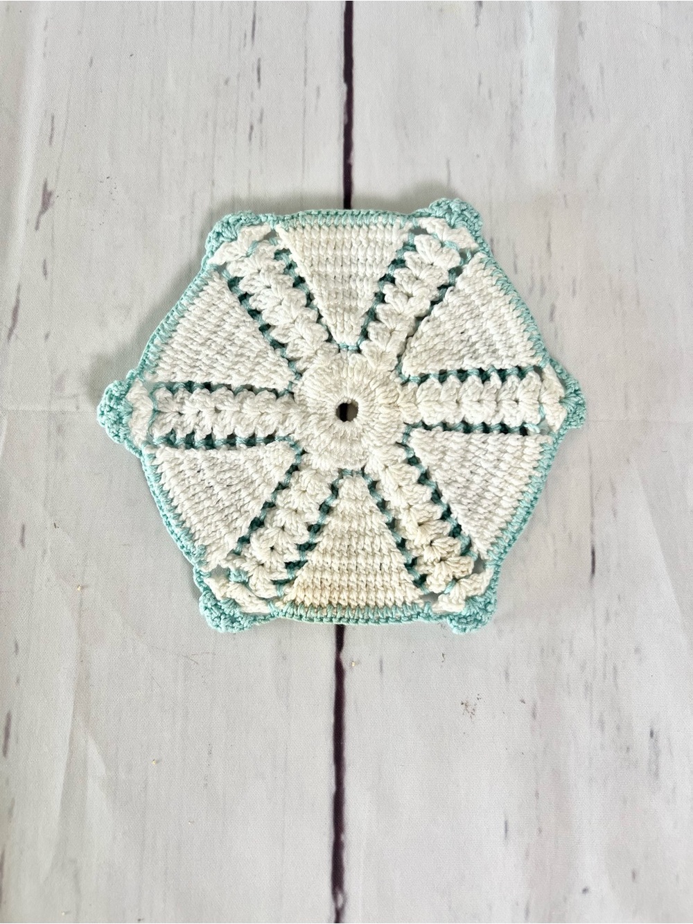 Vintage Crochet Doily & Hot Pad Set Lot (4 Pc) Retro Kitschy Cottagecore Linens - Picture 9 of 12
